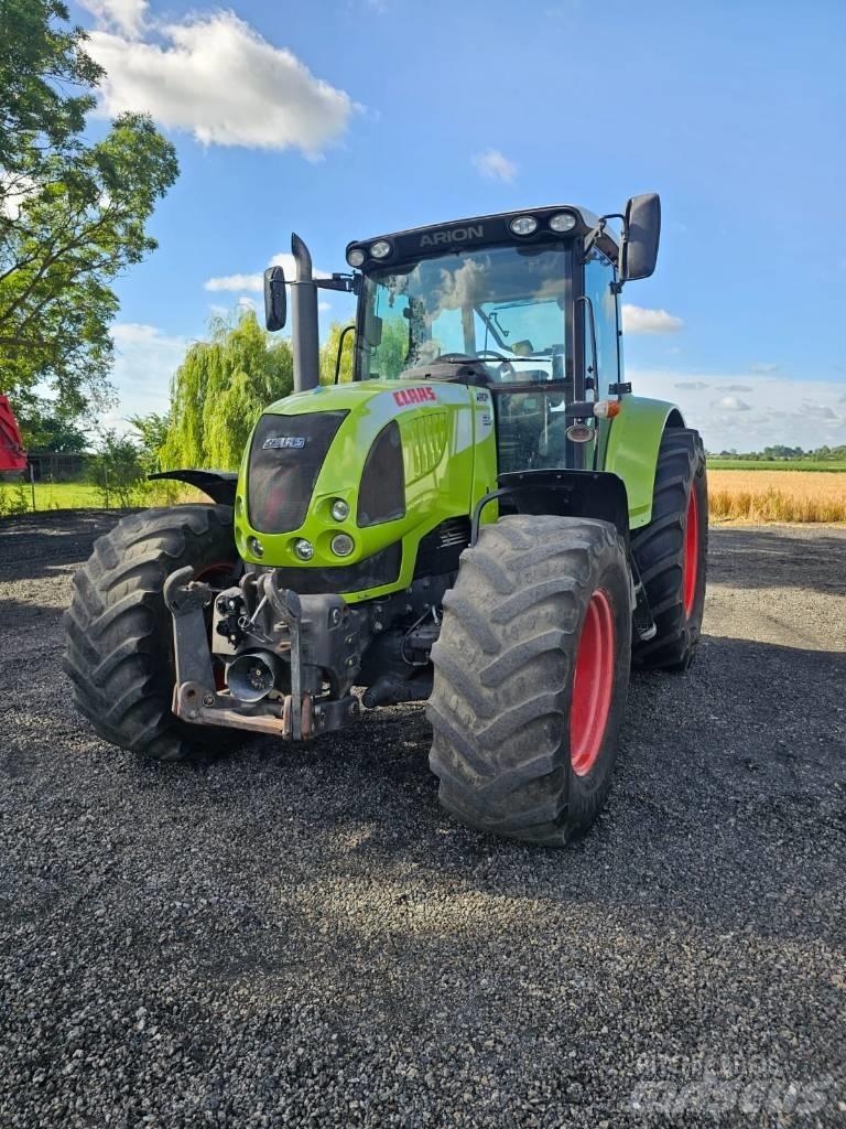 CLAAS ARION 630 CIS Tractores