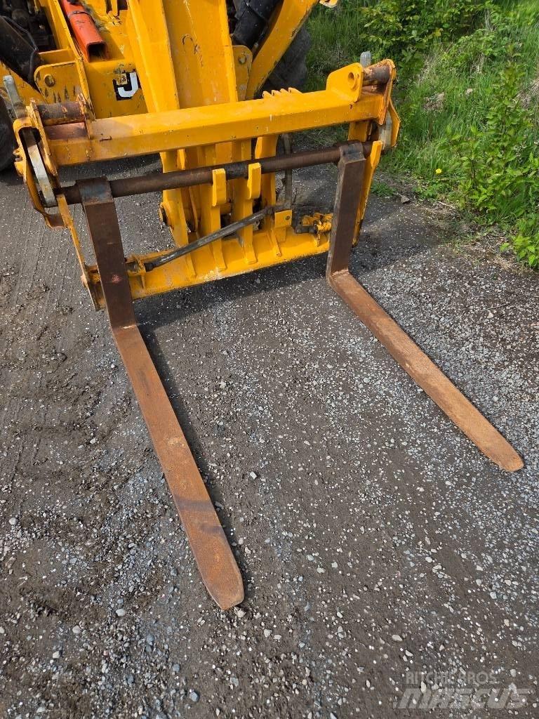 JCB 540-140 Carretillas telescópicas