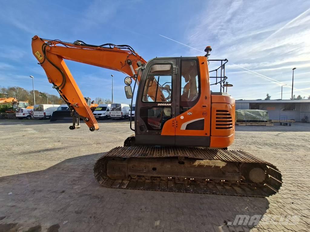 Doosan DX 140 LCR Excavadoras de cadenas