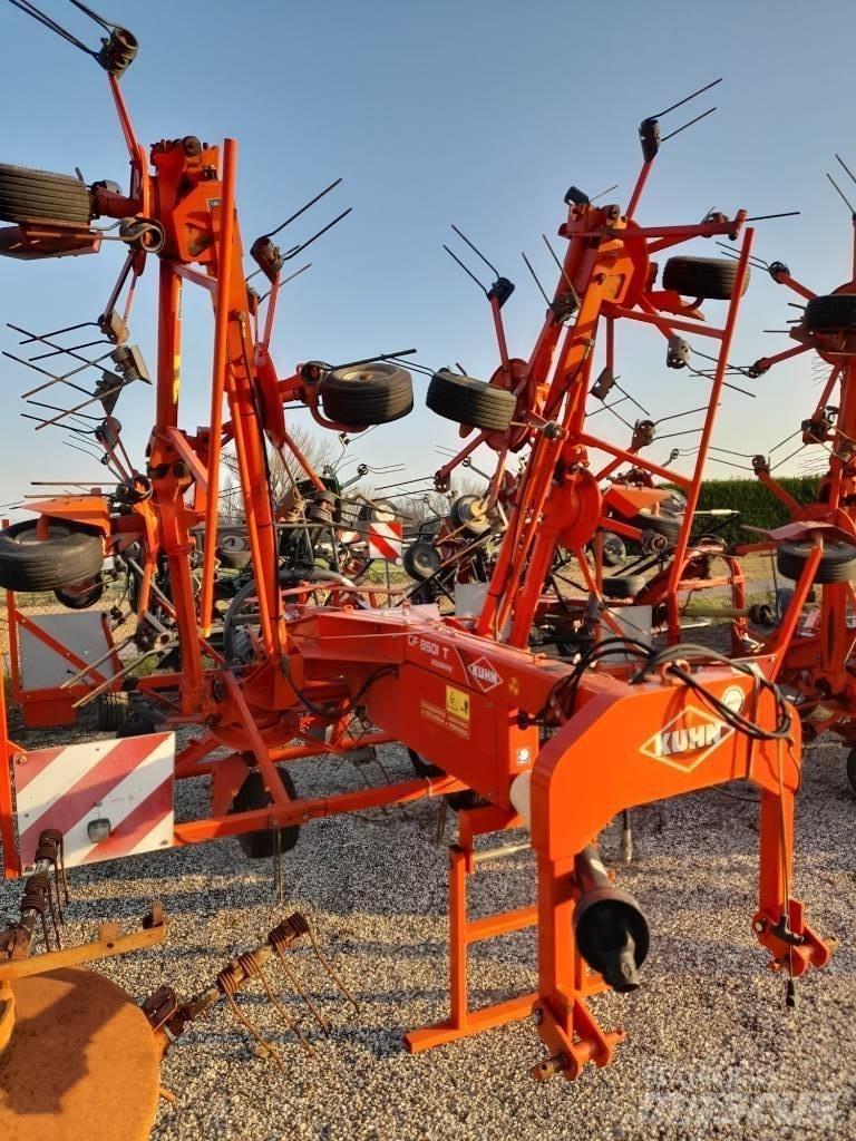 Kuhn GF 8501 T Rastrillos y henificadores