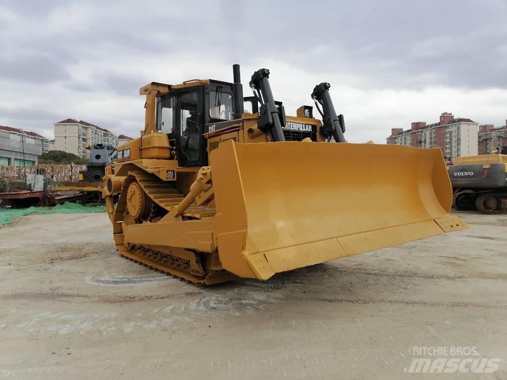 CAT D 8 R Buldozer sobre oruga