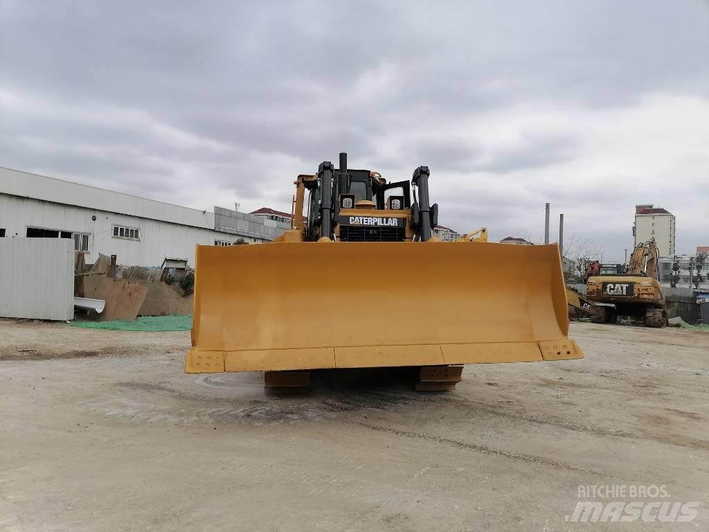 CAT D 8 R Buldozer sobre oruga