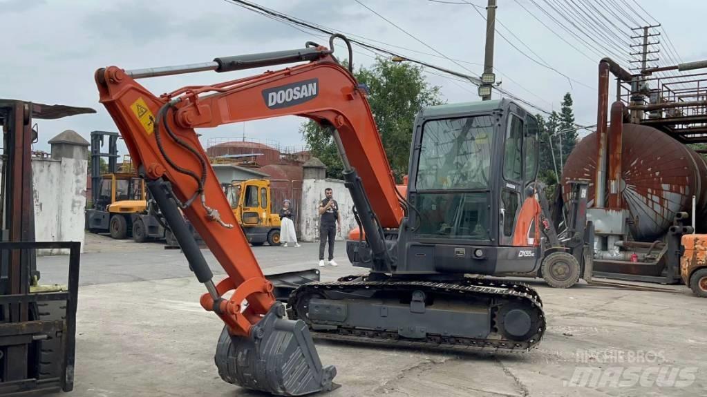 Doosan DX 55 Mini excavadoras < 7t