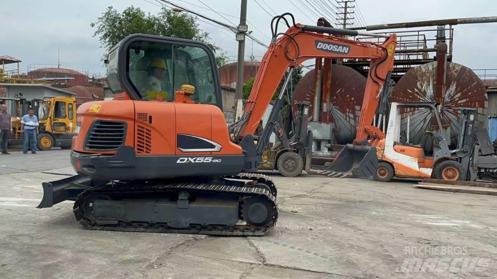 Doosan DX 55 Mini excavadoras < 7t