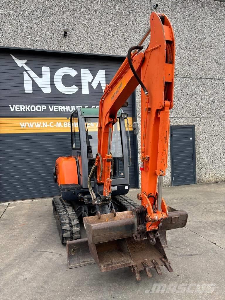 Hitachi ZX 30 Mini excavadoras < 7t