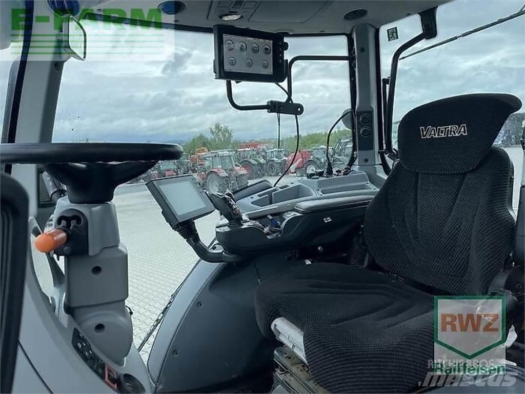Valtra t234d Tractores