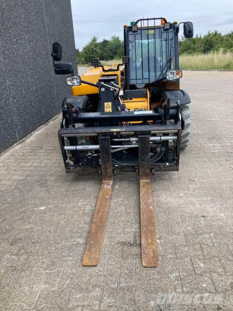 JCB 525-60 E Carretillas telescópicas