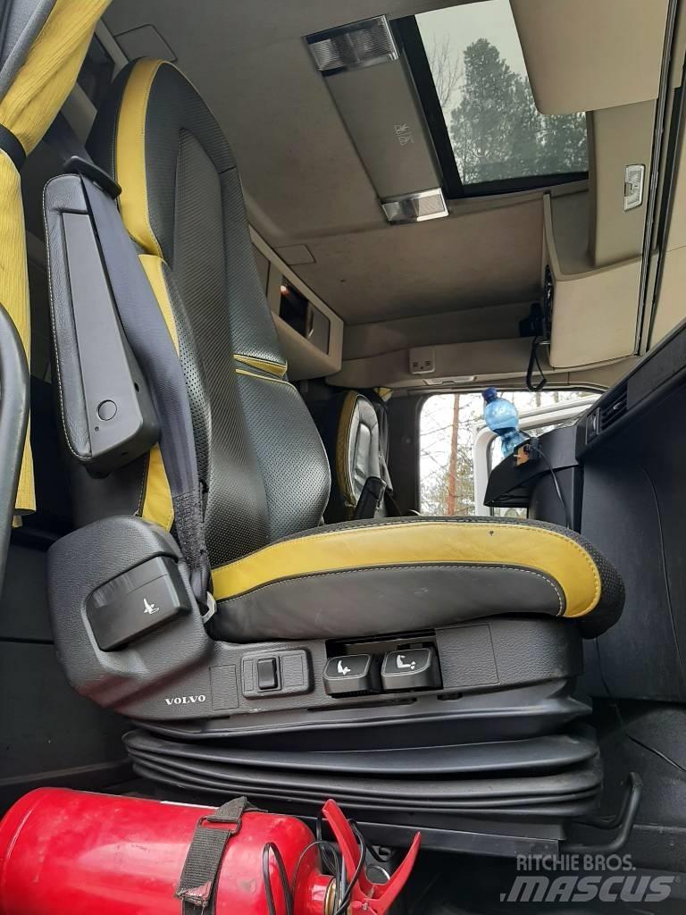 Volvo FH 16 Transporte de madera