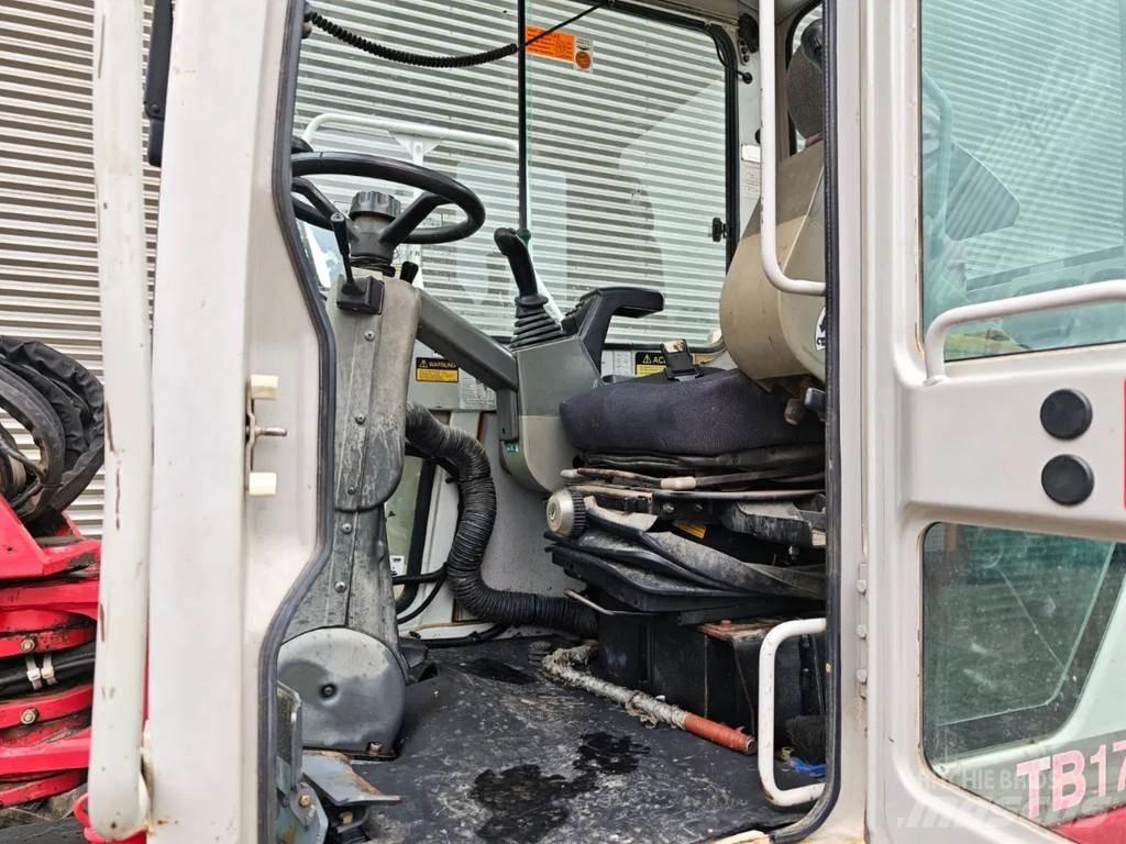 Takeuchi TB175W Excavadoras 7t - 12t