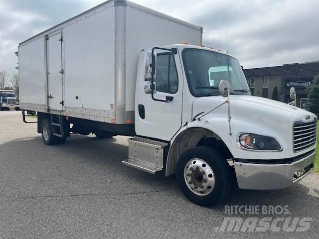 Freightliner M2106 Camiones caja cerrada