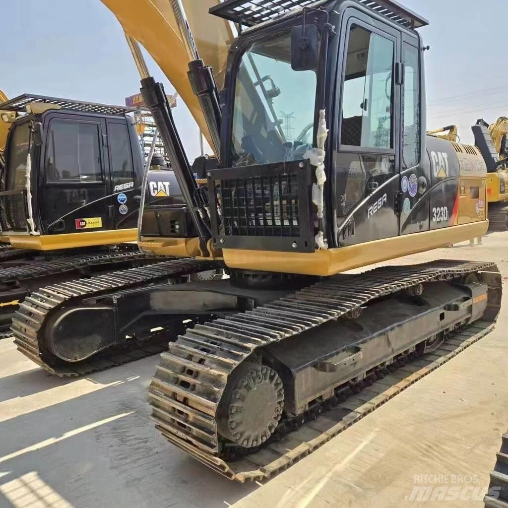 CAT 323 D Excavadoras de cadenas