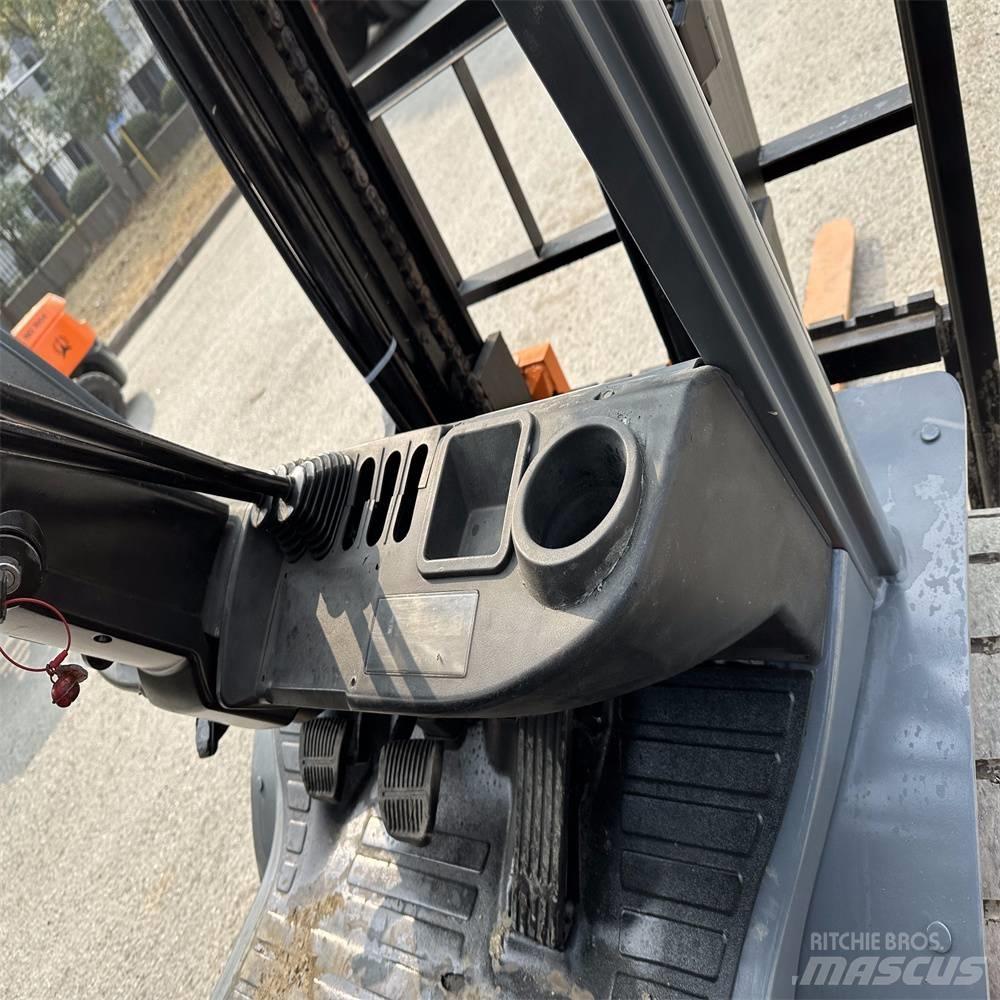 Toyota 8 FDK 30 Carretillas diesel