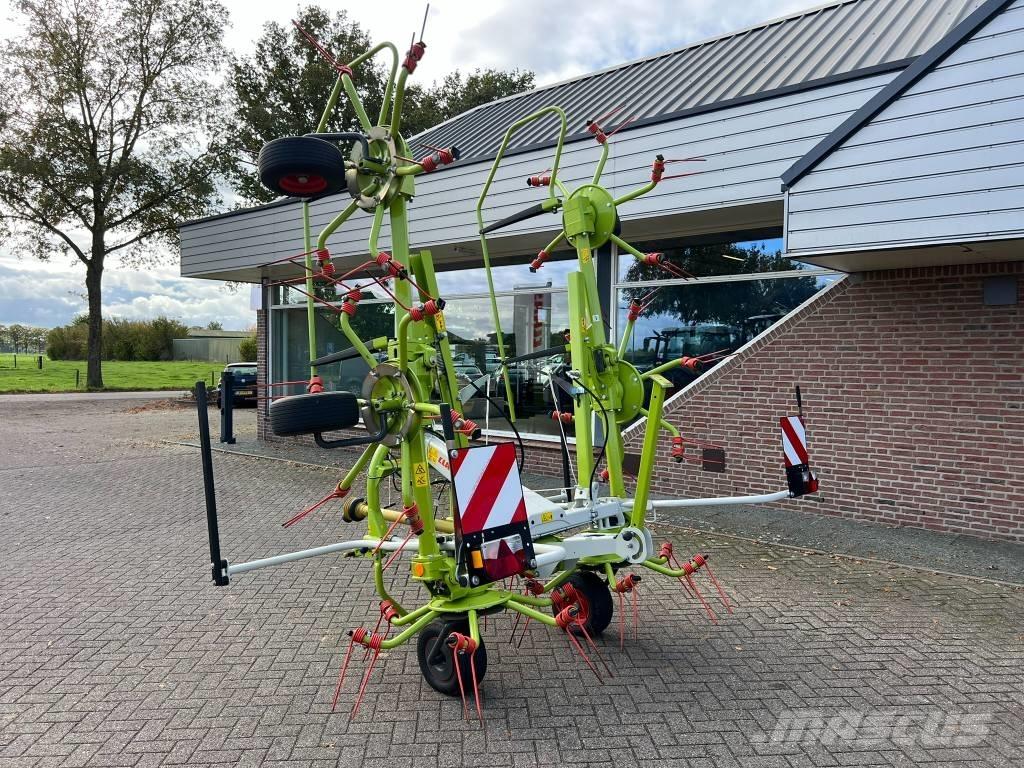 CLAAS Volto 700 Rastrillos y henificadores