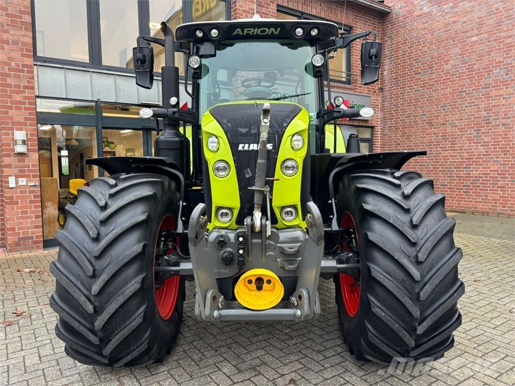CLAAS Arion 660 Tractores