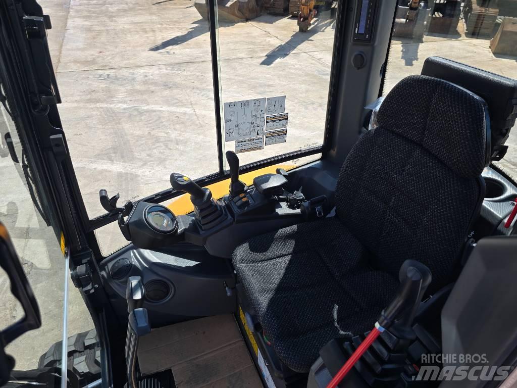 CASE CX25D Mini excavadoras < 7t