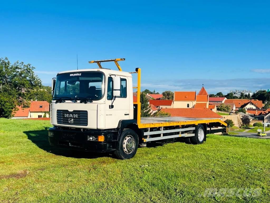 MAN ME 220 B Camiones portacoches