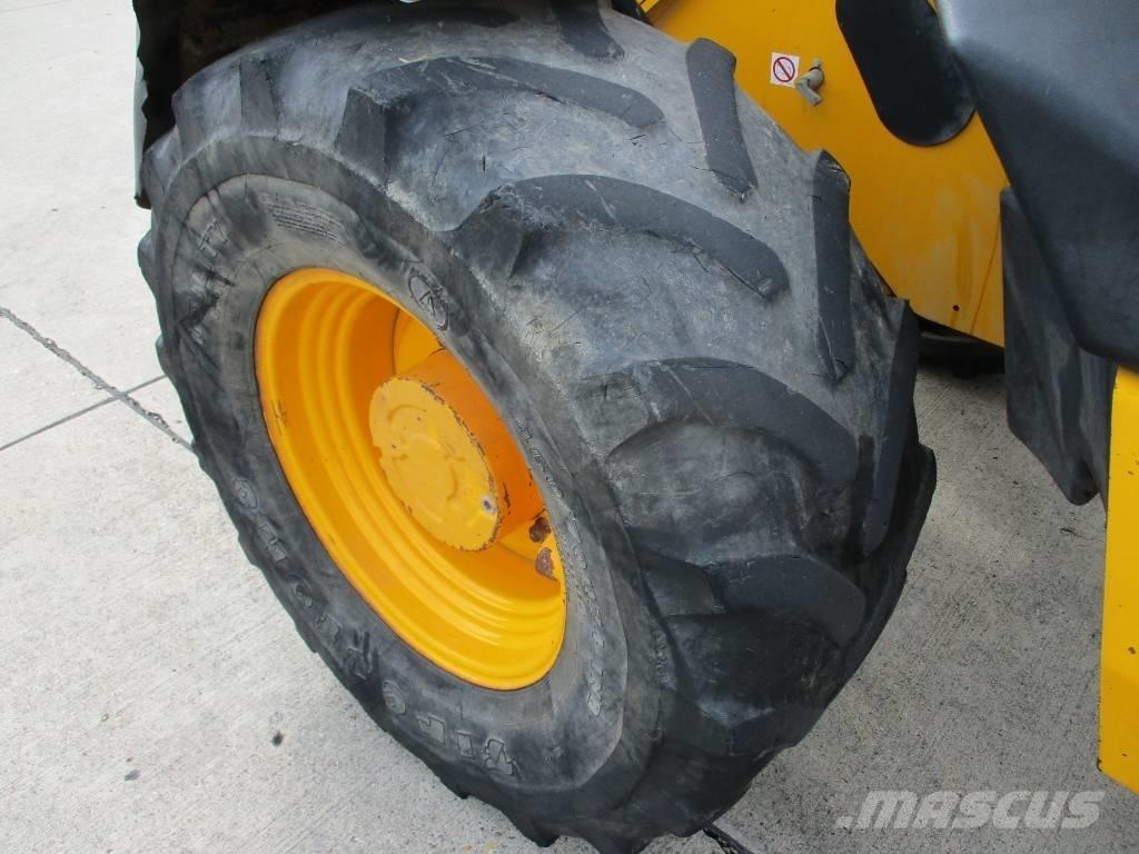 JCB 526 S (628) Carretillas telescópicas