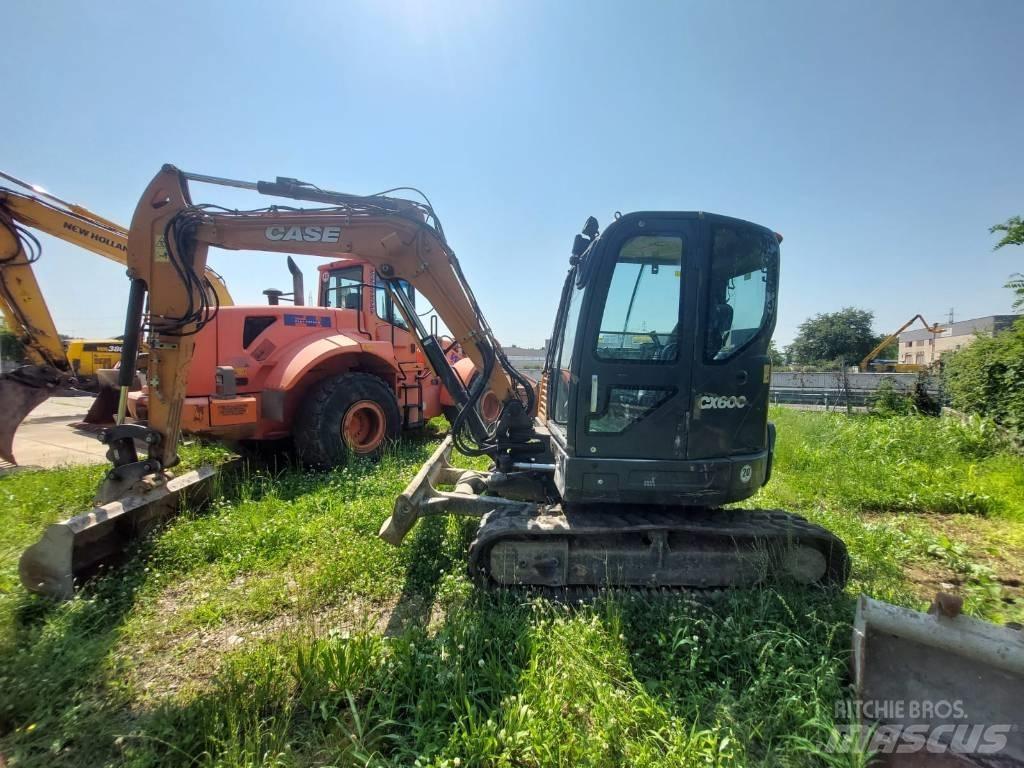 CASE CX60 Mini excavadoras < 7t