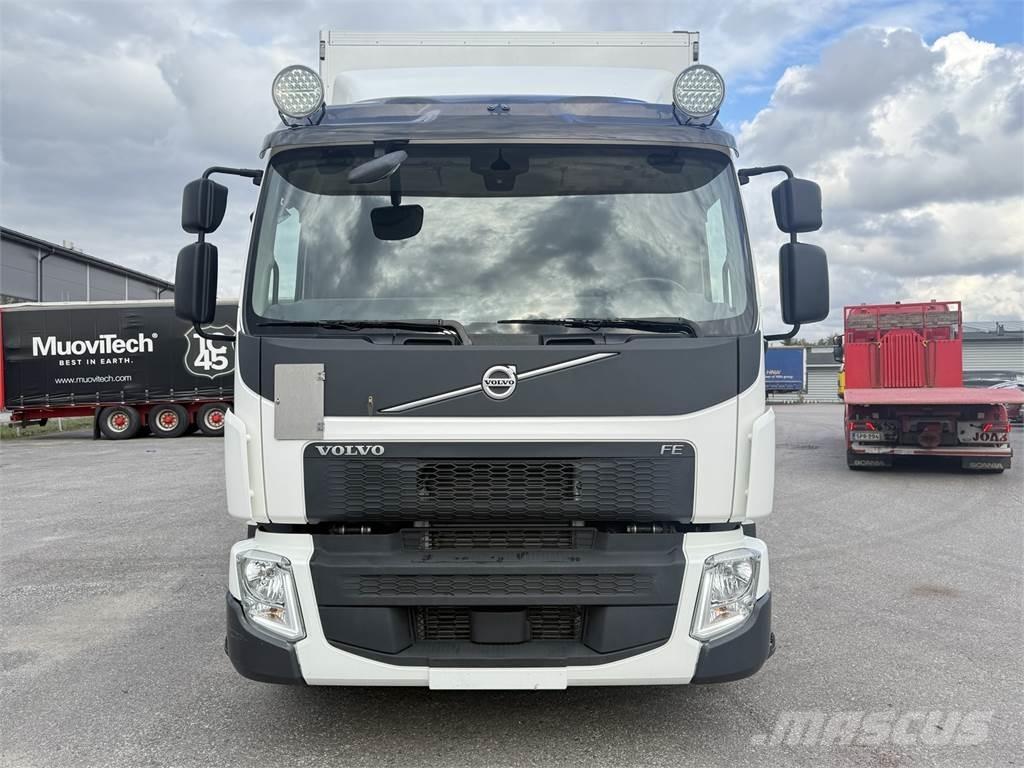 Volvo FE 320 4x2 Camiones caja cerrada