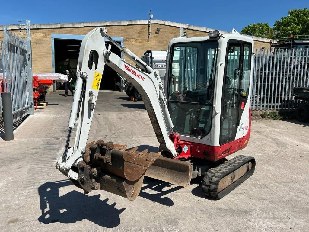 Takeuchi TB 216 Mini excavadoras < 7t