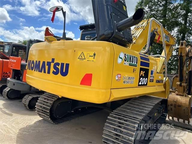 Komatsu PC 200-8 Excavadoras de cadenas