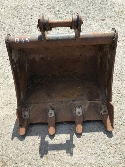  2' BUCKET, 30mm PINS Cucharones