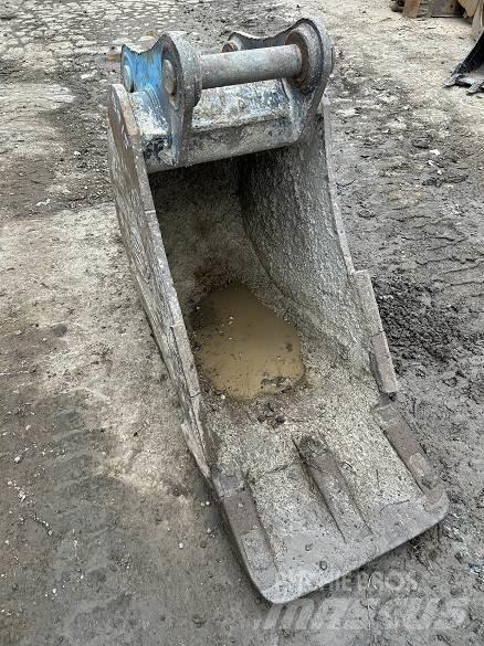  2' BUCKET, 65mm PINS Cucharones