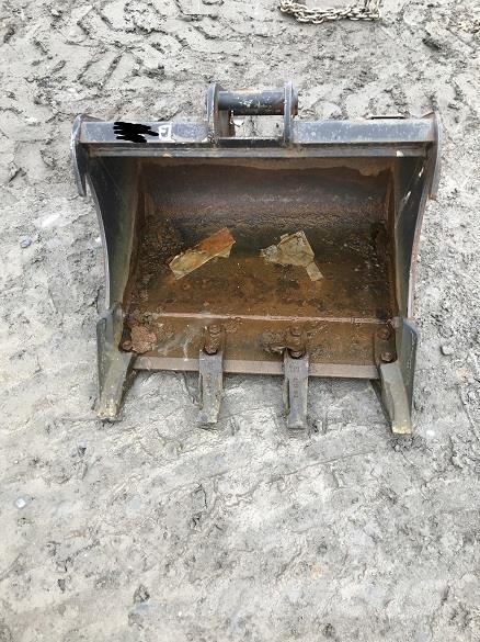  WHITES ZX26 24 Cucharones