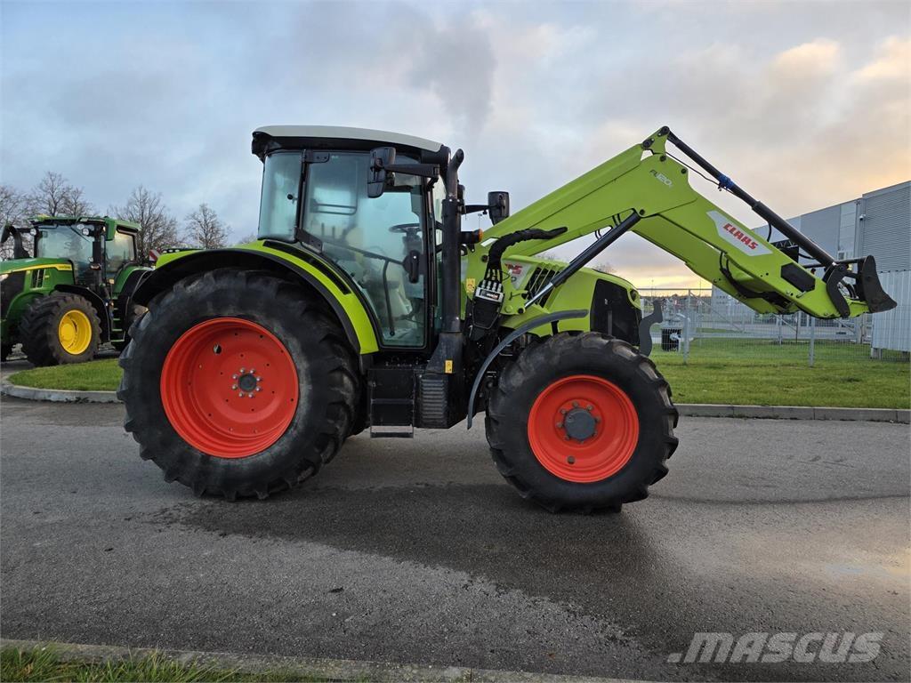 CLAAS Arion 440 Tractores