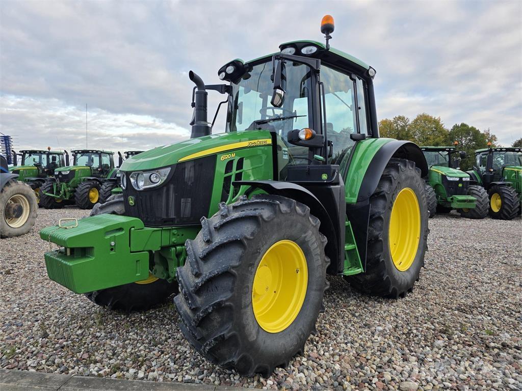 John Deere 6120M Tractores