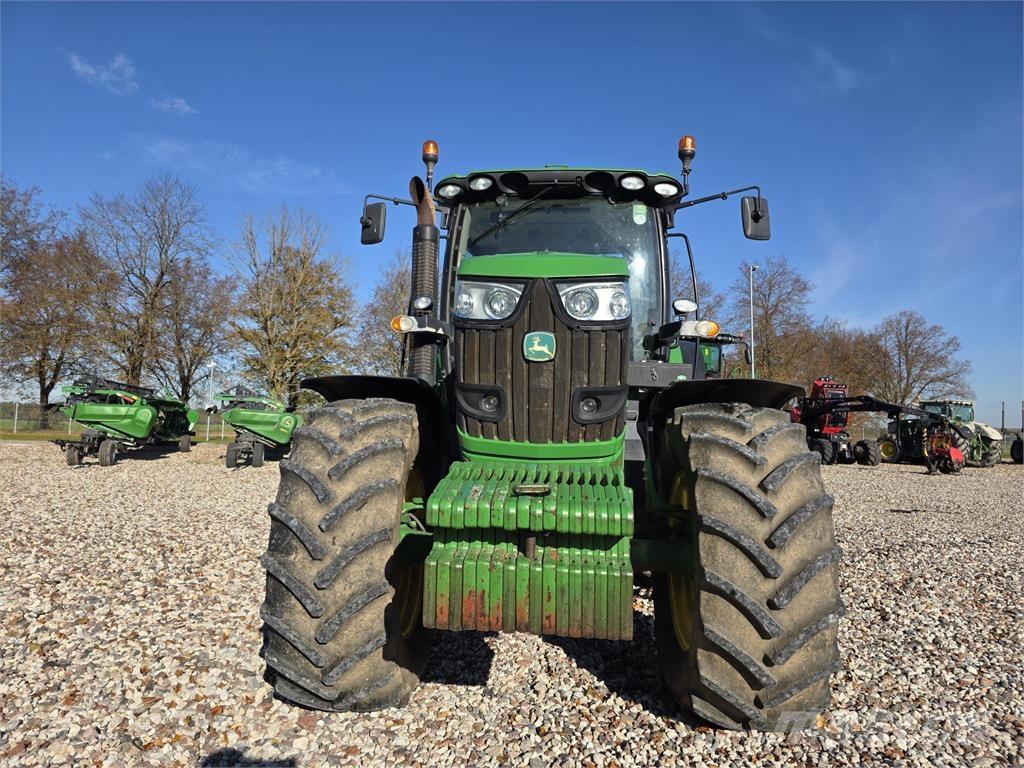 John Deere 6210R Tractores