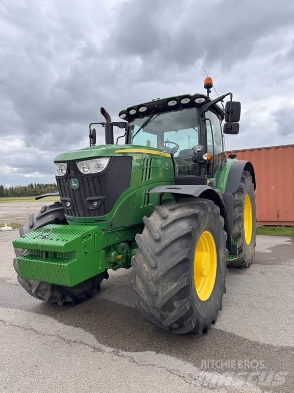 John Deere 6215R Tractores