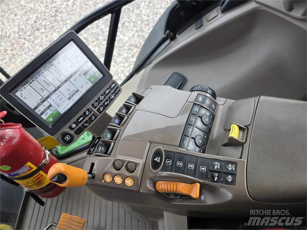 John Deere 6215R Tractores