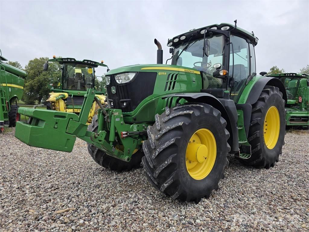 John Deere 6215R Tractores