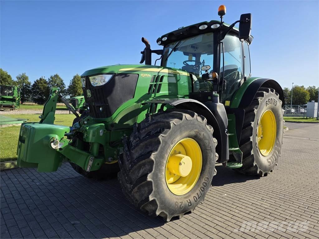 John Deere 6215R Tractores