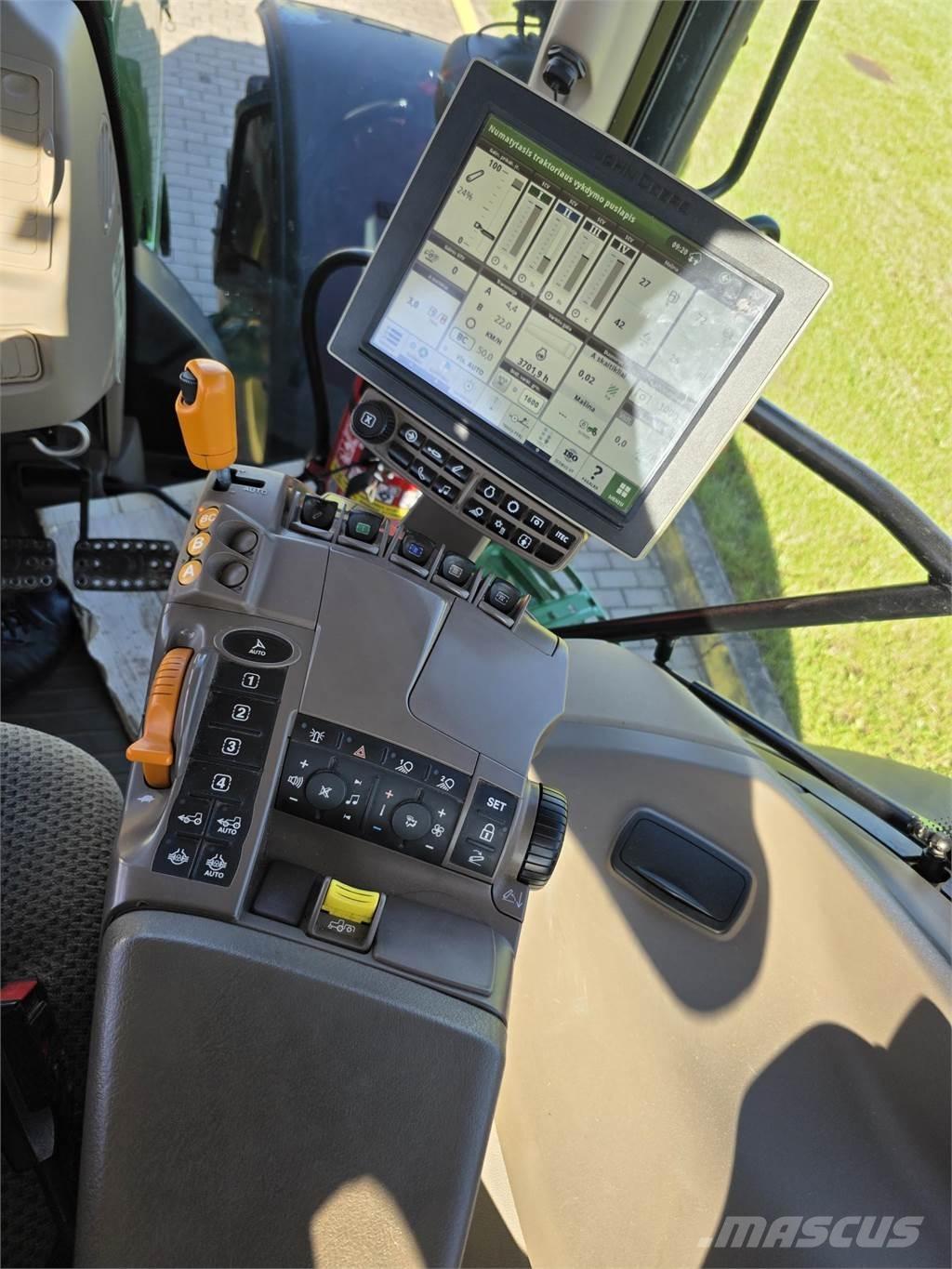 John Deere 6215R Tractores