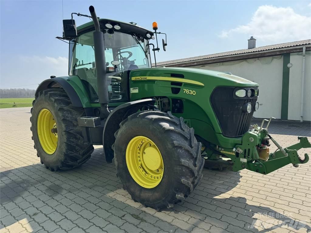 John Deere 7830 Tractores