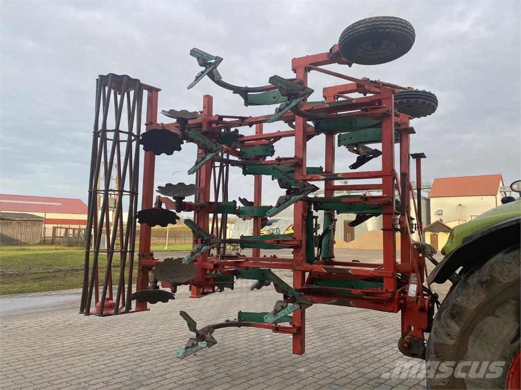 Kverneland CLD Otros equipos usados para la recolección de forraje