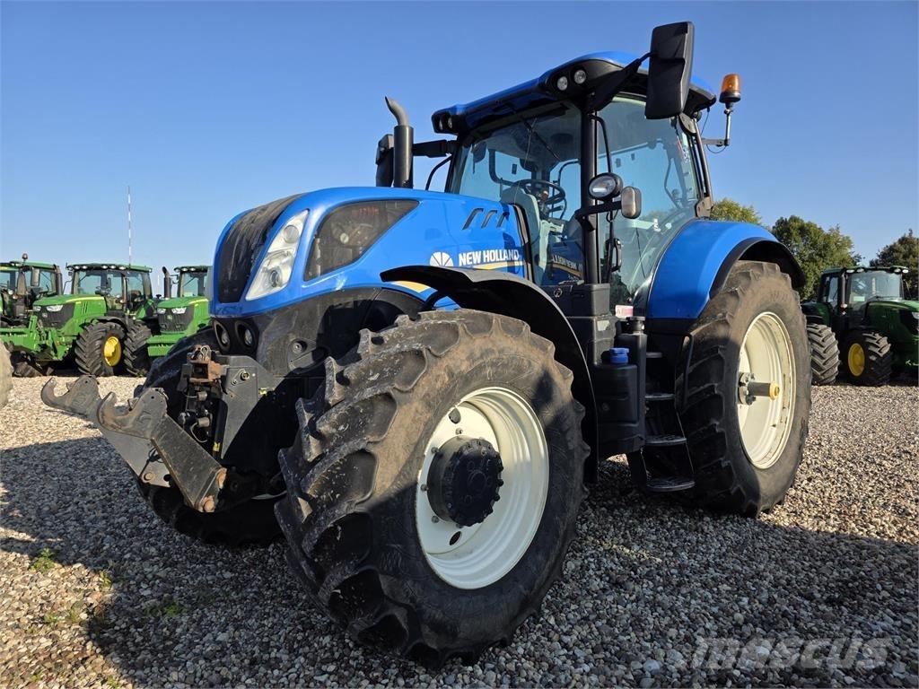 New Holland T7.215S Tractores