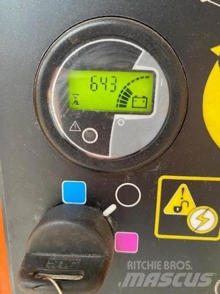 JLG TOUCAN 10 E Plataforma de trabajo articulada