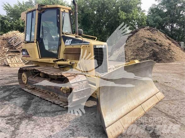 CAT D5G XL Buldozer sobre oruga