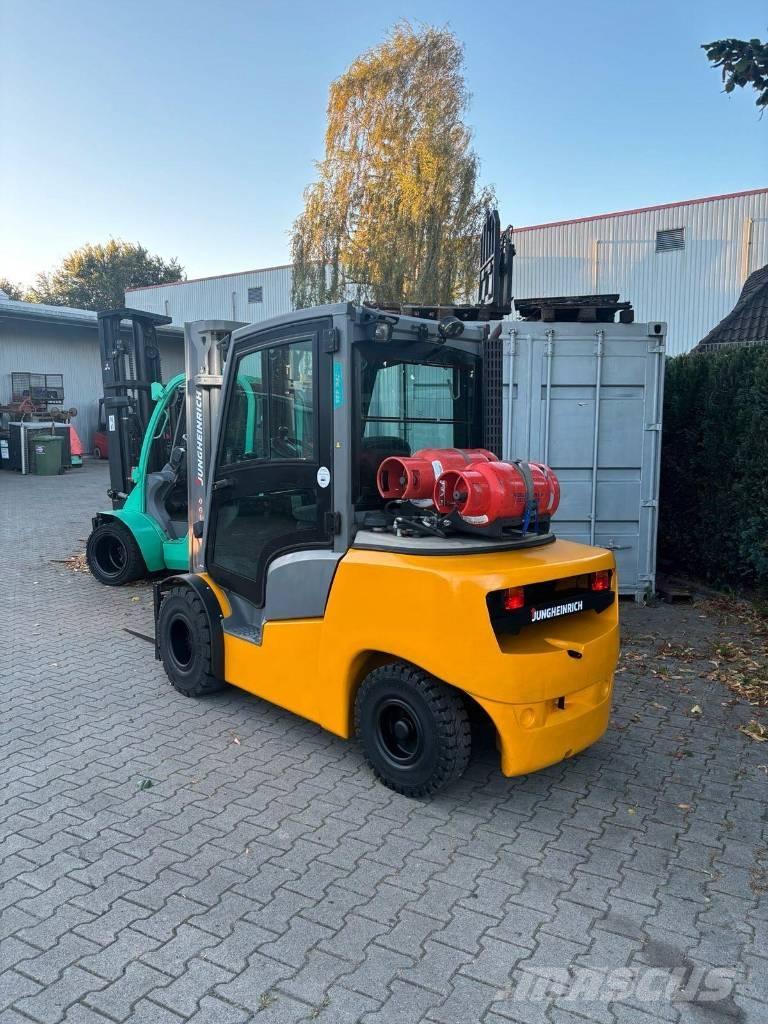 Jungheinrich TFG 435 Carretillas LPG