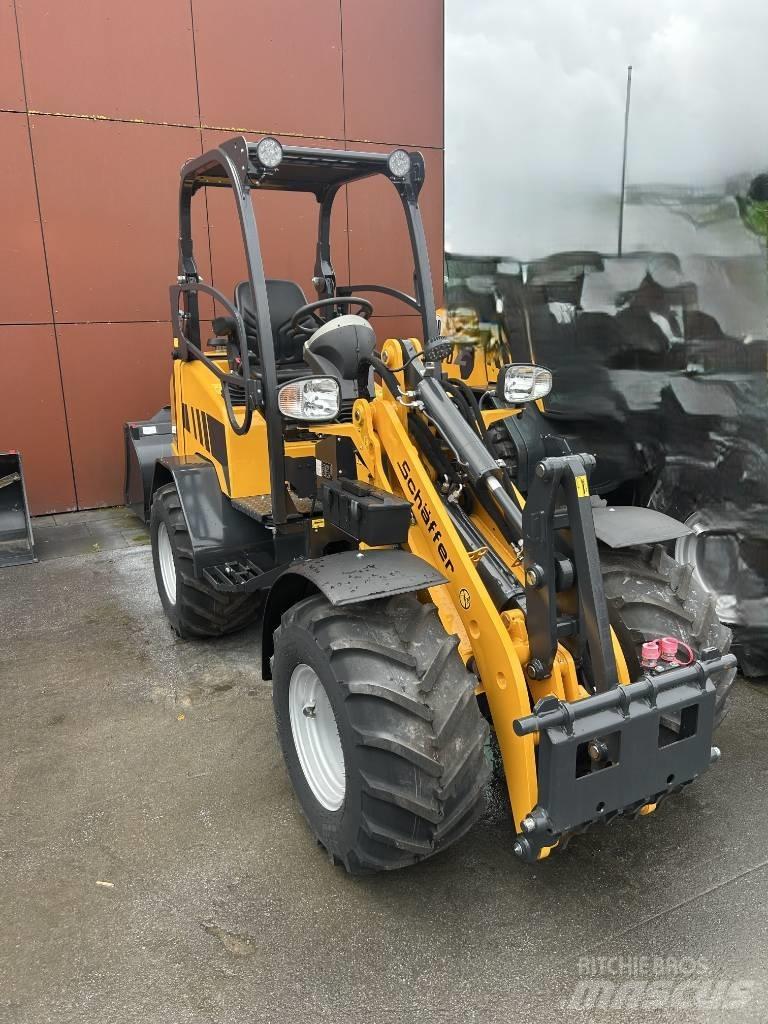 Schäffer 2445S Minicargadoras