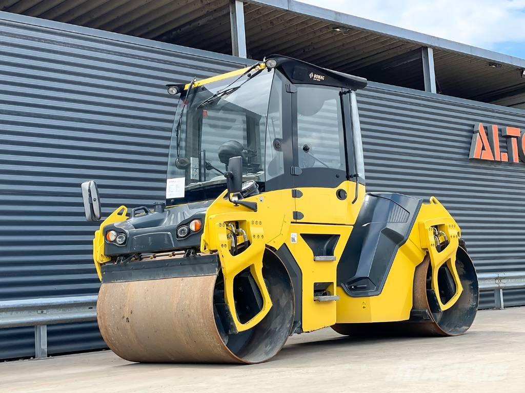 Bomag BW 151 AD-5 Rodillos de doble tambor