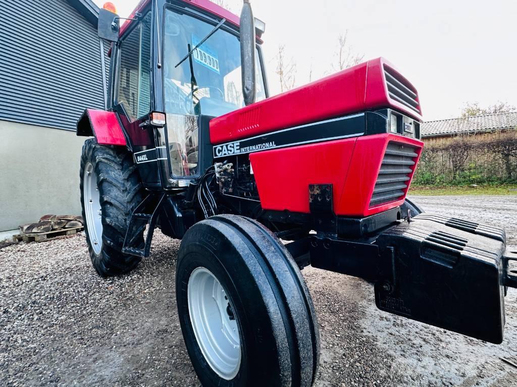 CASE 844 XL Tractores
