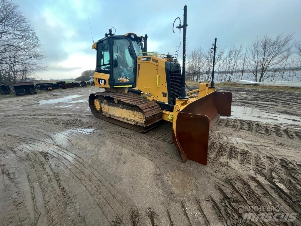CAT D 4 K 2 LGP Buldozer sobre oruga