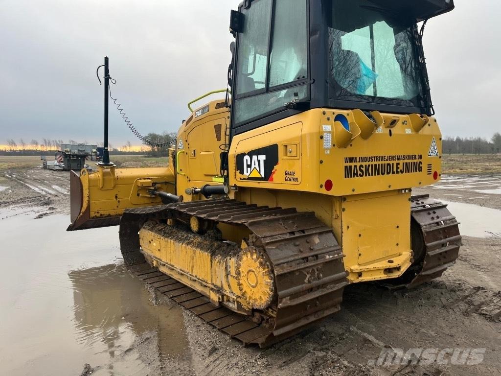 CAT D 4 K 2 LGP Buldozer sobre oruga