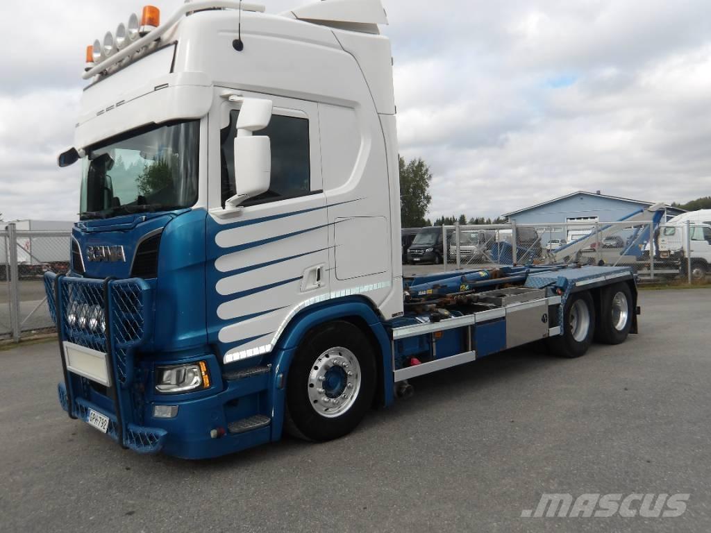 Scania R580 6x2 Camiones polibrazo