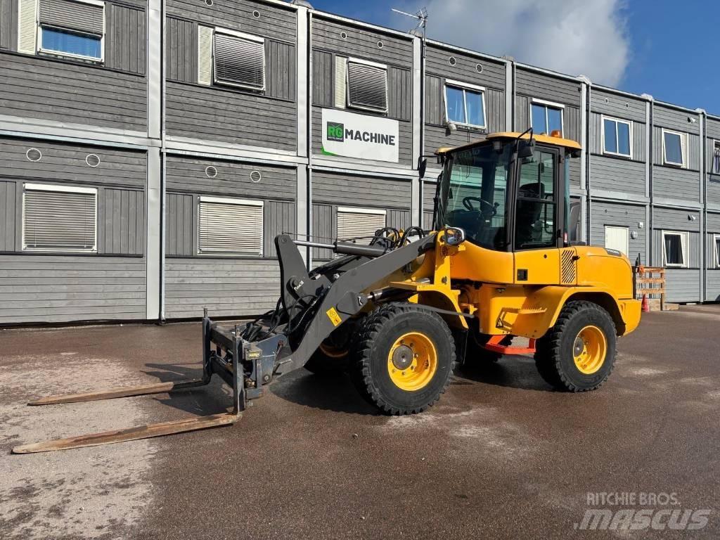 Volvo L 30 GS Cargadoras sobre ruedas