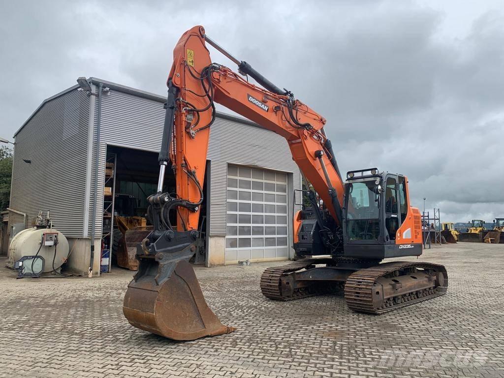 Doosan DX 235 LCR-5 Excavadoras de cadenas